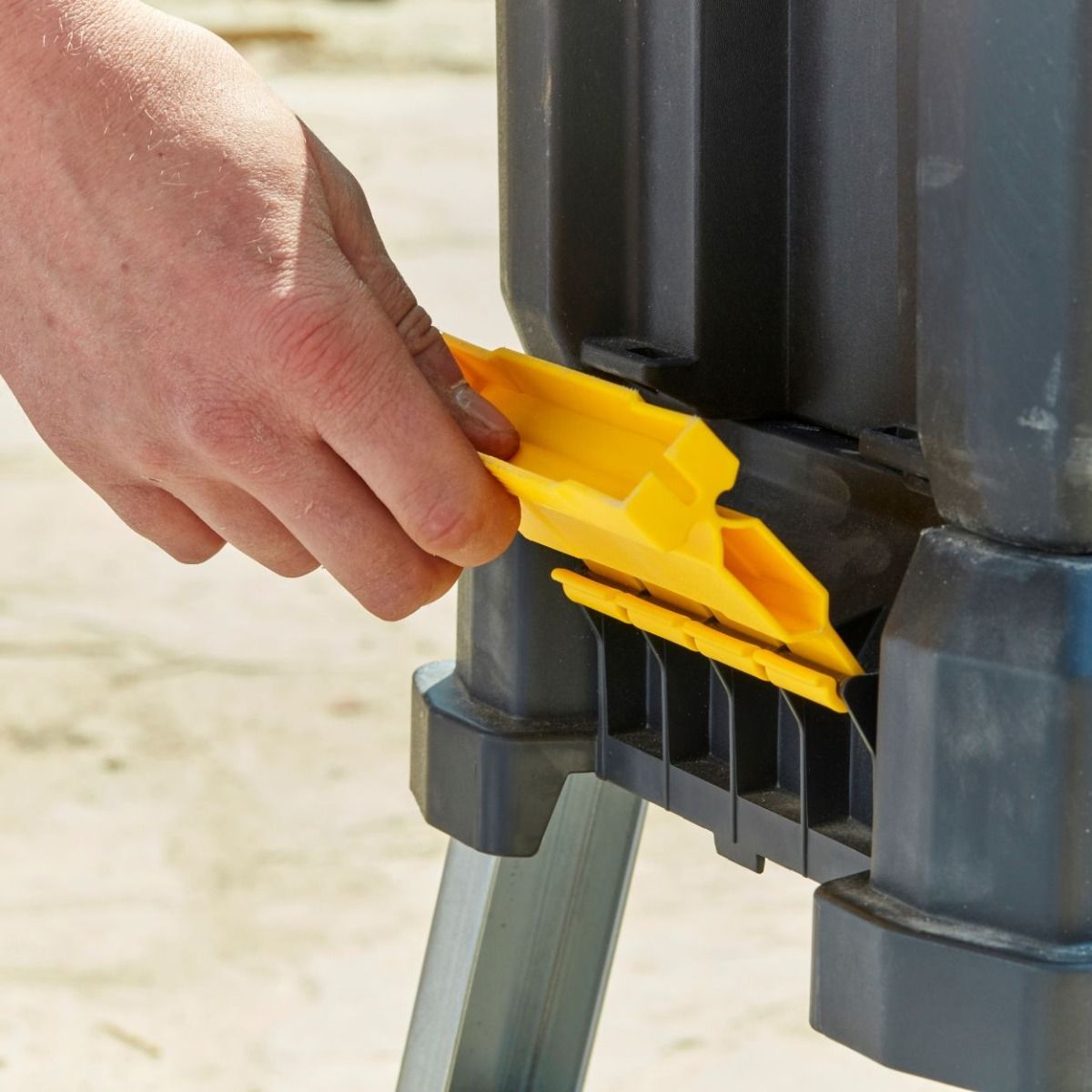 Stanley Fatmax 25inch 3in1 Step Stool