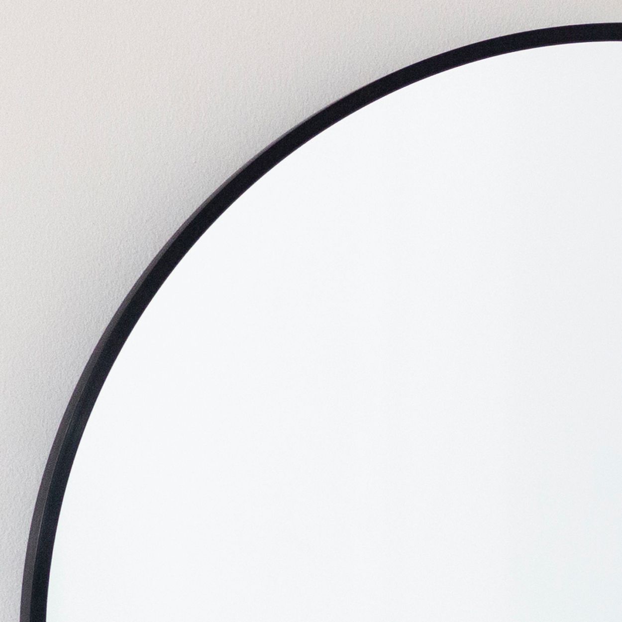 Round Wall Mirror Black 50Cm