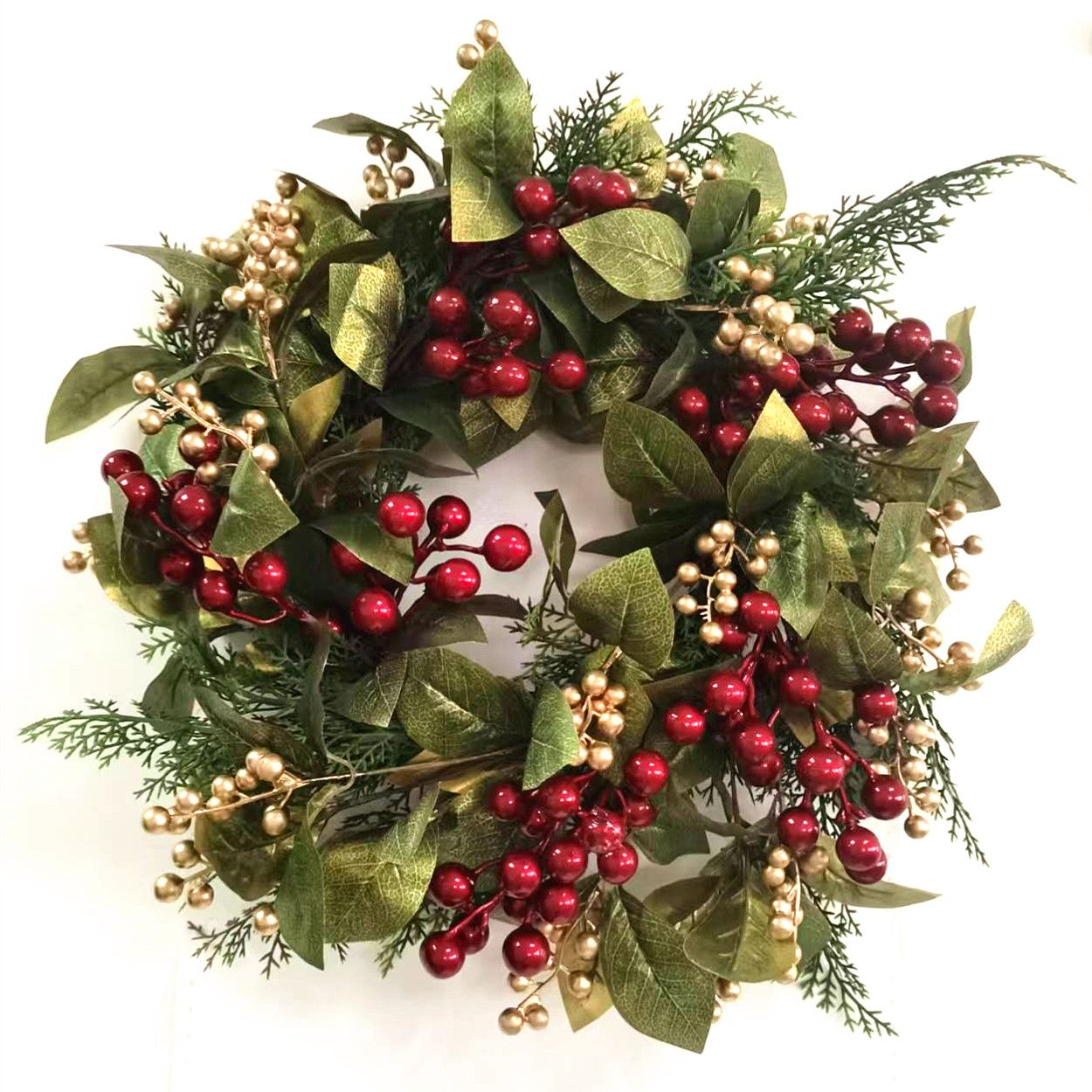 50cm Gold & Red Berry Wreath With Leaves