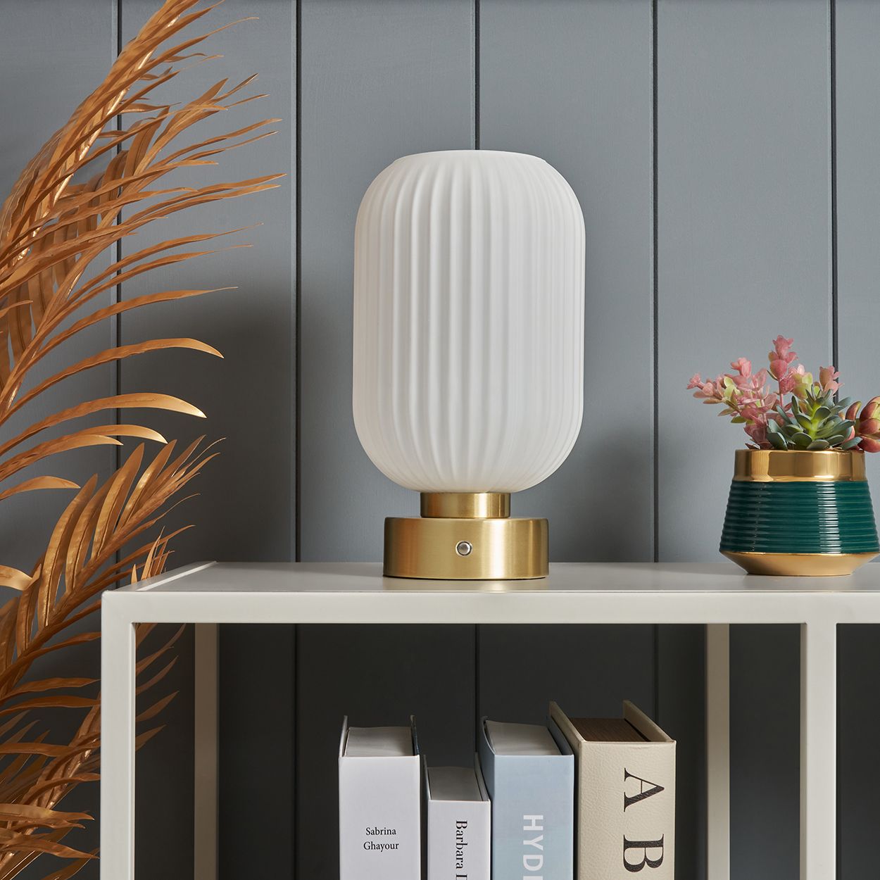 Horden Cylinder Rechargeable Pill Table Lamp