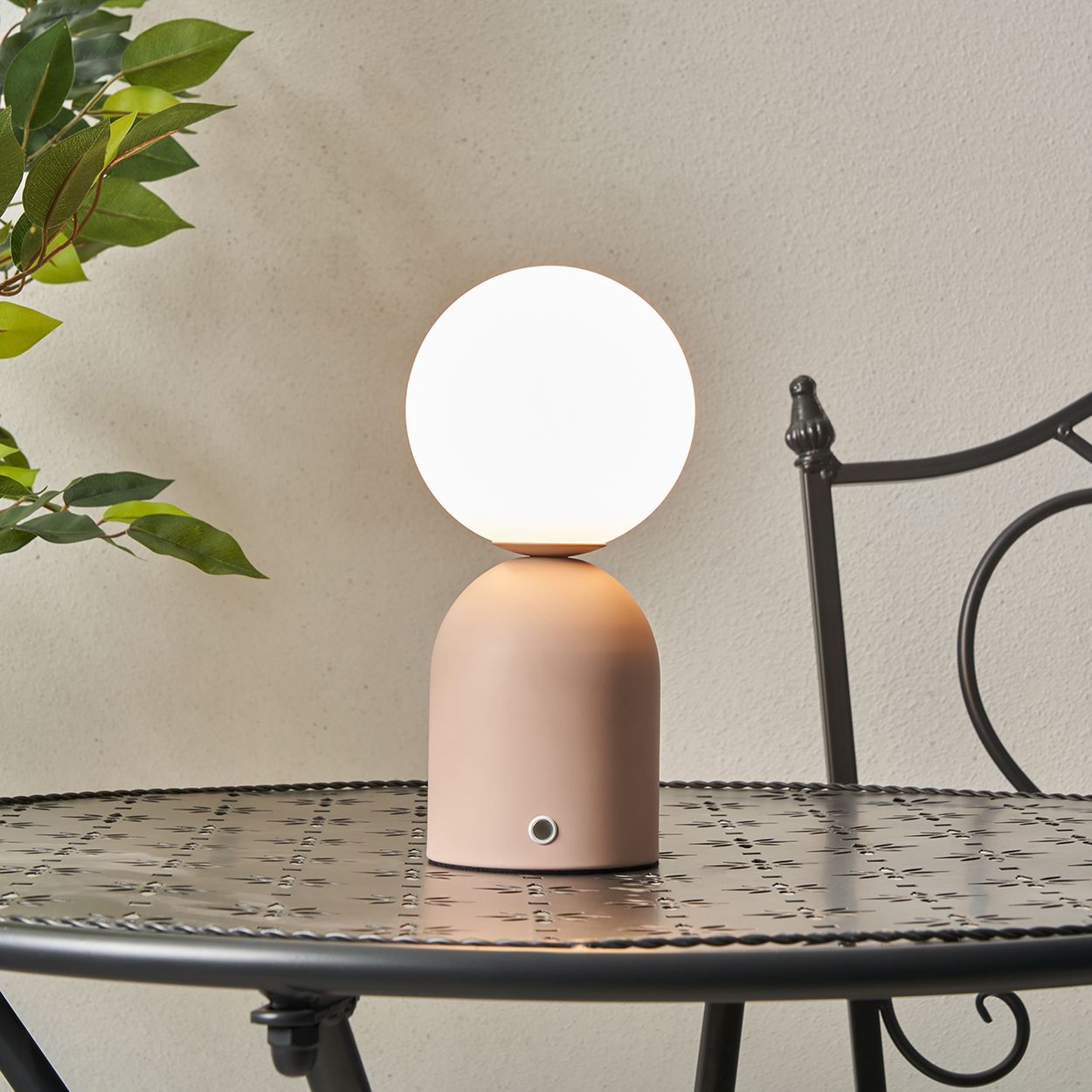 Celyn Rechargeable Table Lamp Pink