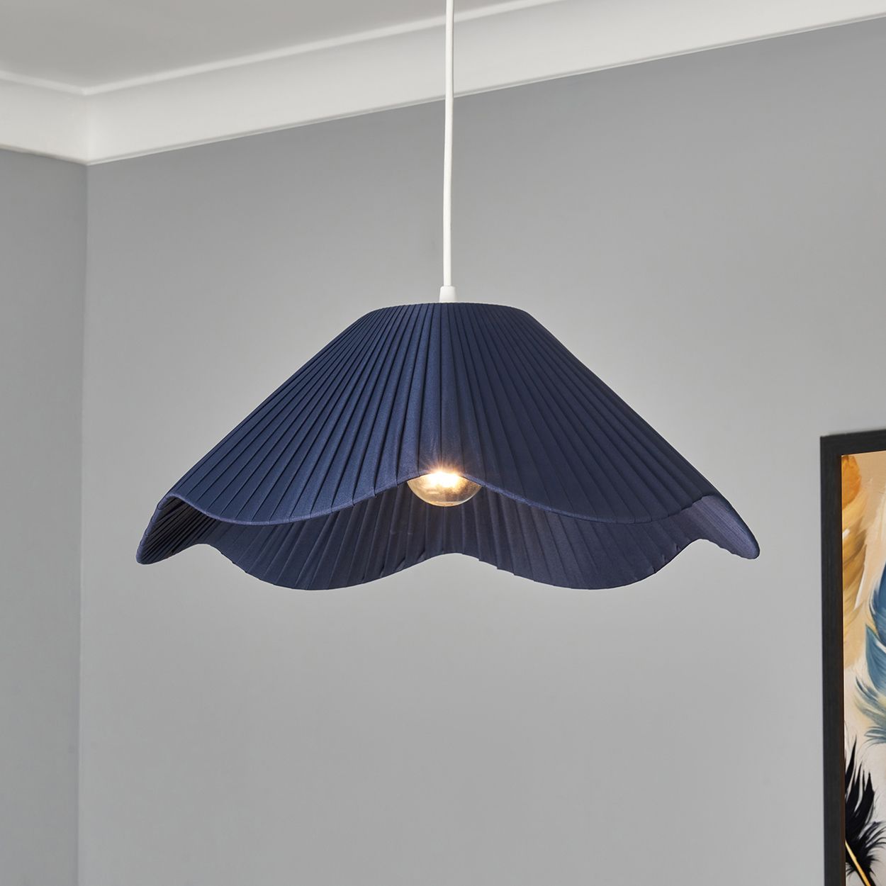 Dalby Pleated Scalloped Shade Col 1