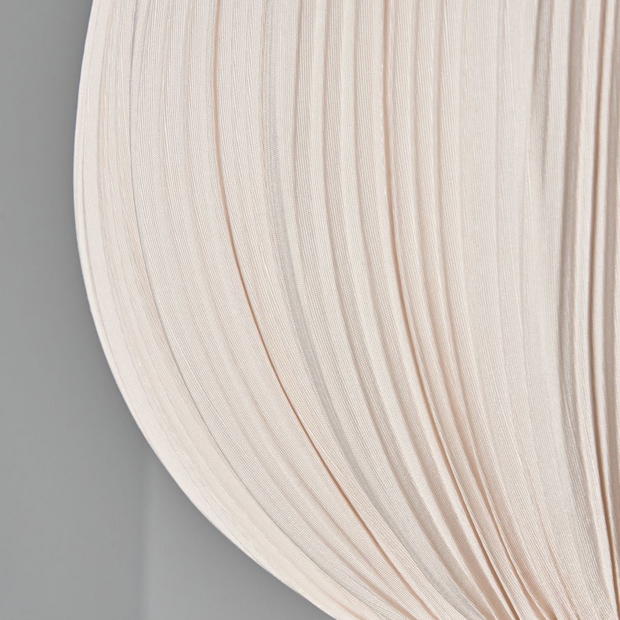 Elsdon Pleated Easy Fit White