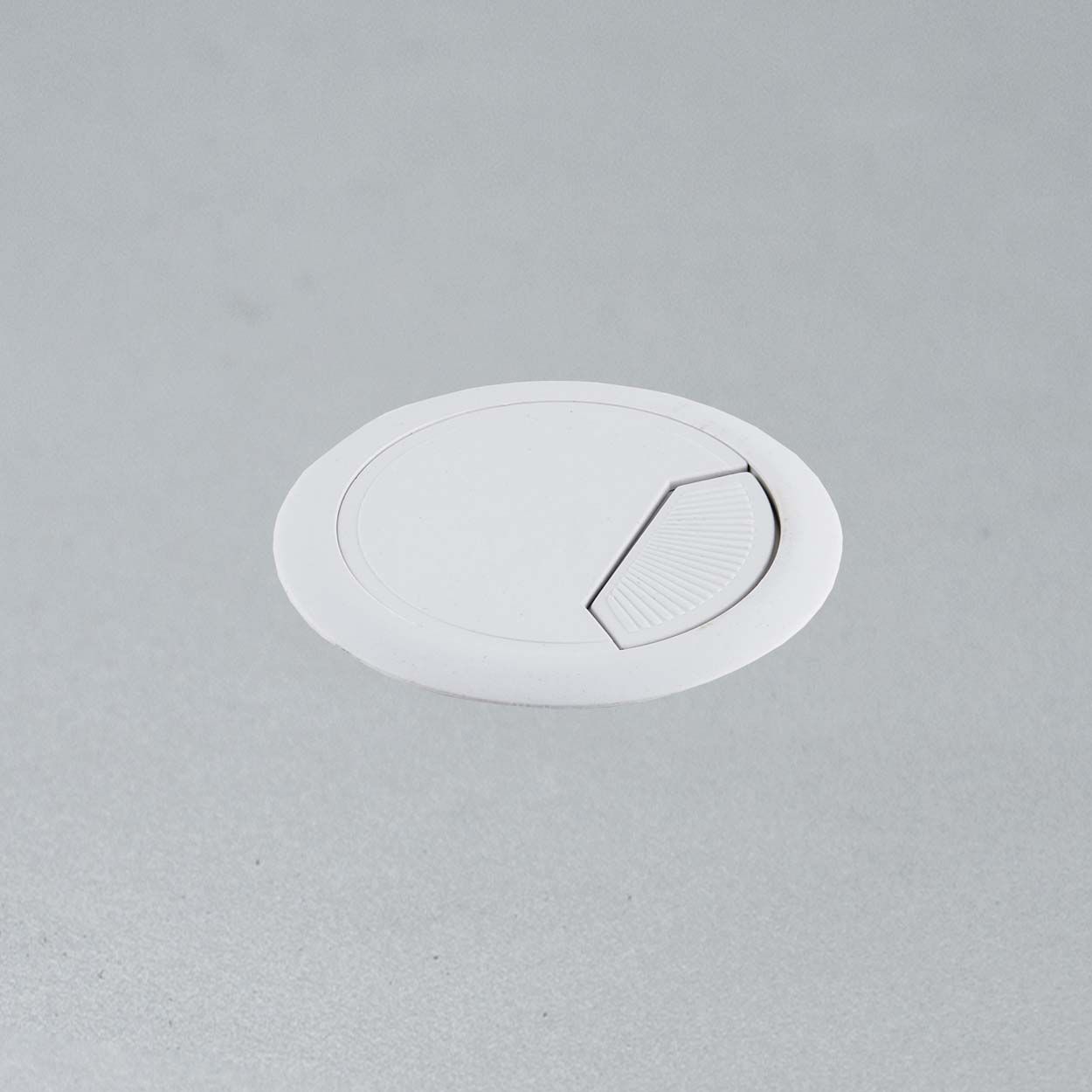 Suki Cable Port White 60Mm