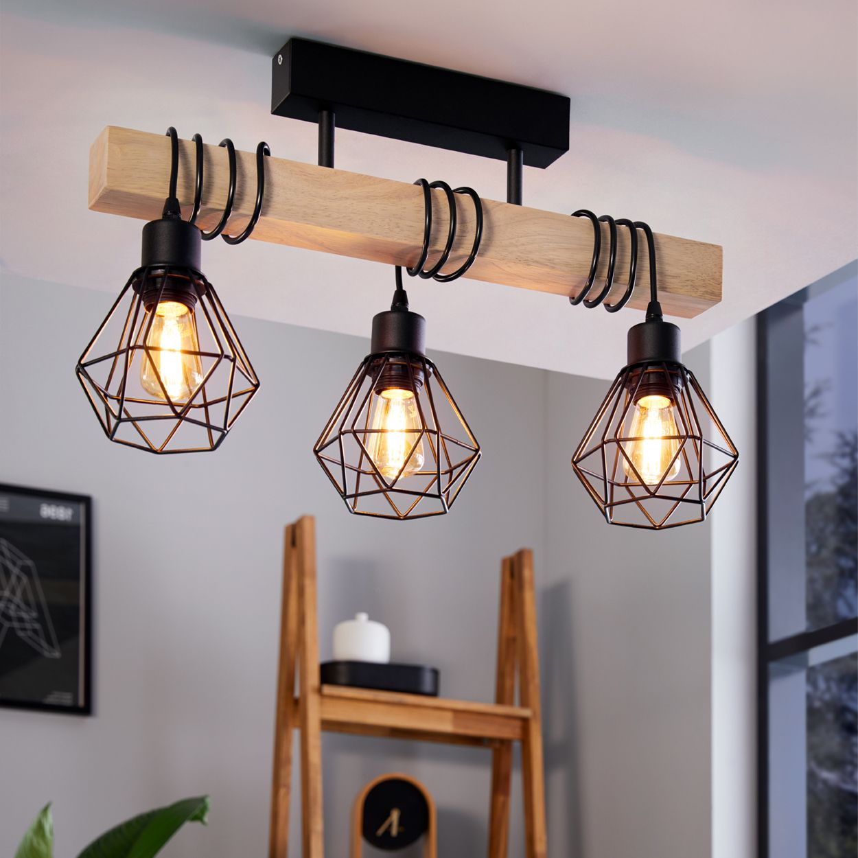 EGLO Townshend 5 Black/Wood 3 Light Pendant