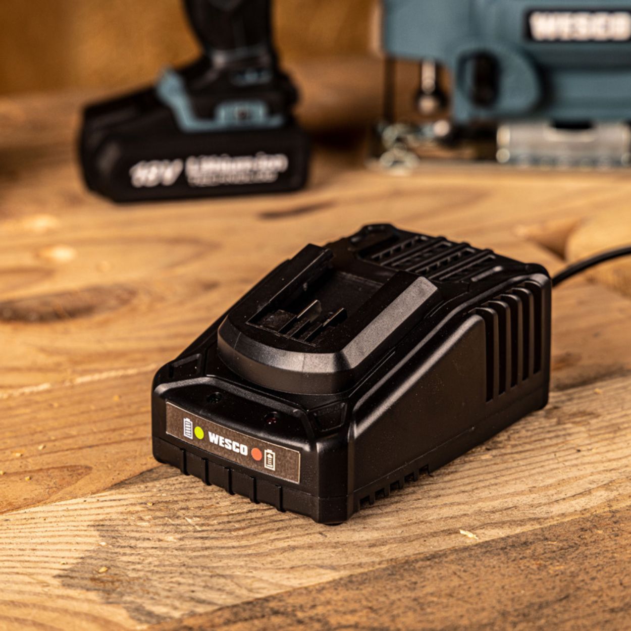 WESCO 18V 2A Quick Charger