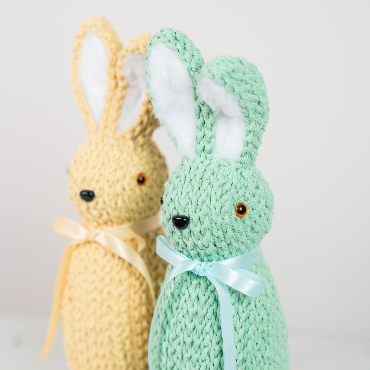 Standing Rabbit Green 29cm