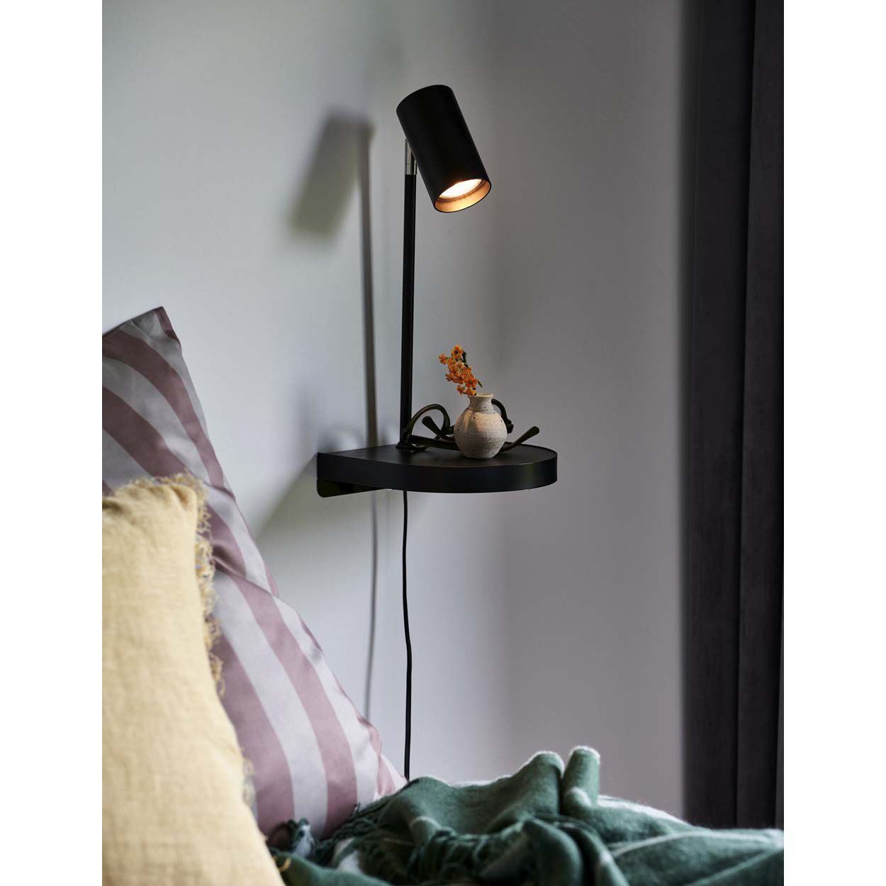 Cody Wall light Black