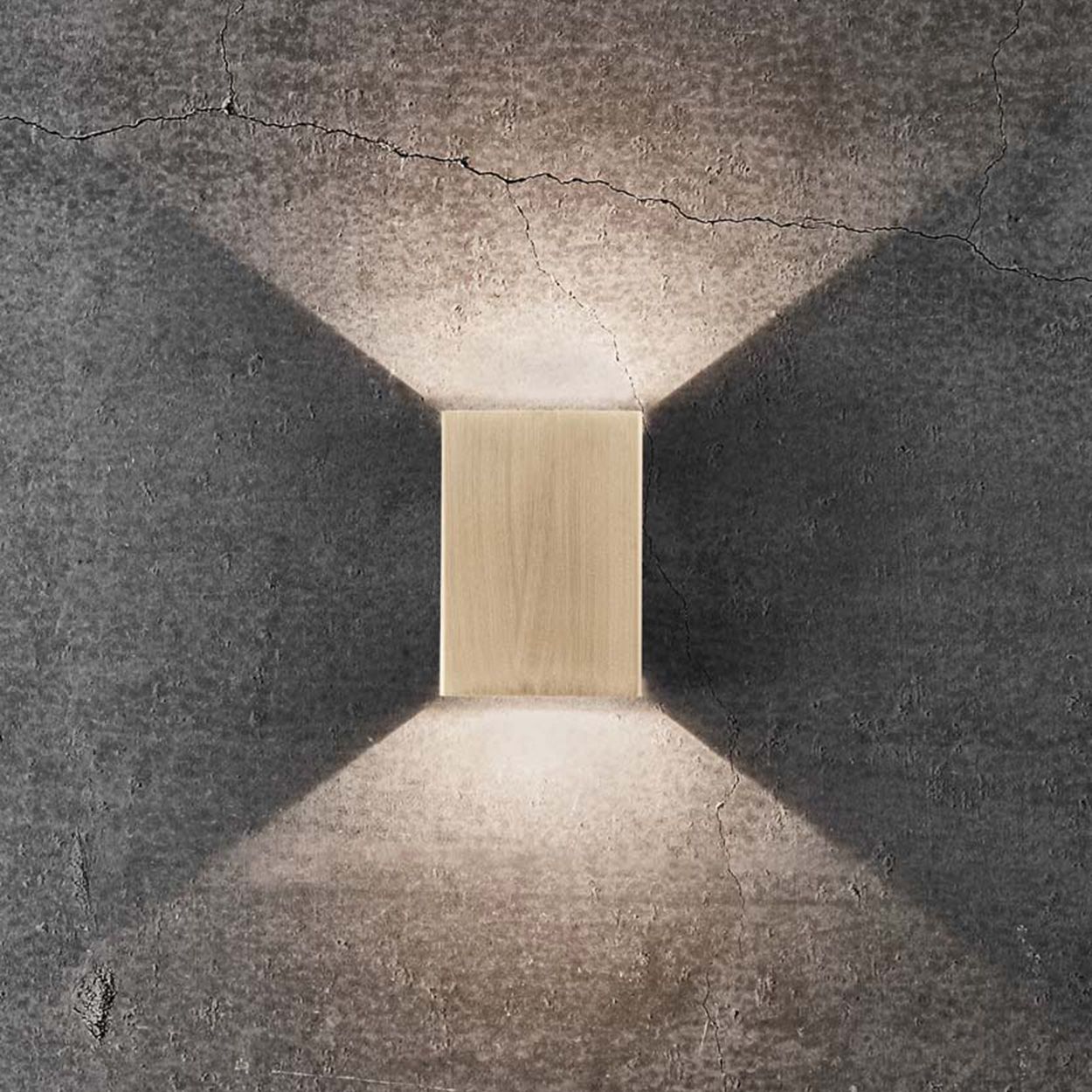 Fold 10 Wall light Brass