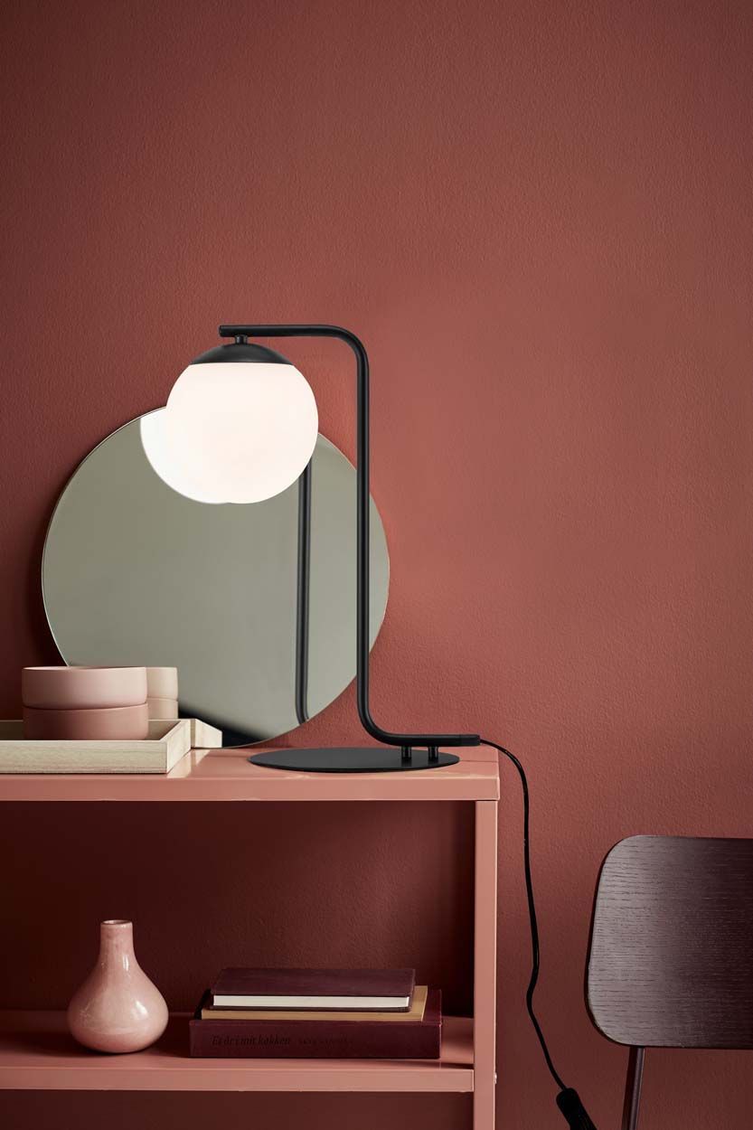 Grant Table lamp Black