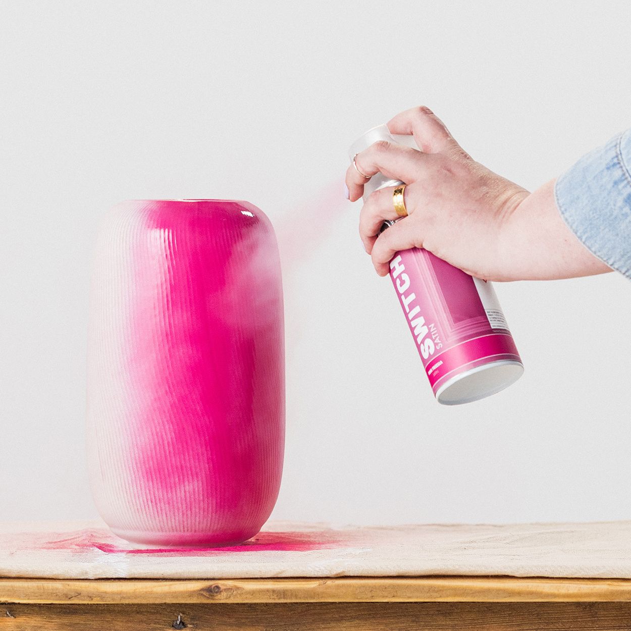 Rust-Oleum Switch 5-in-1 Multi-Surface Spray Paint Pink Freesia Satin 400ml