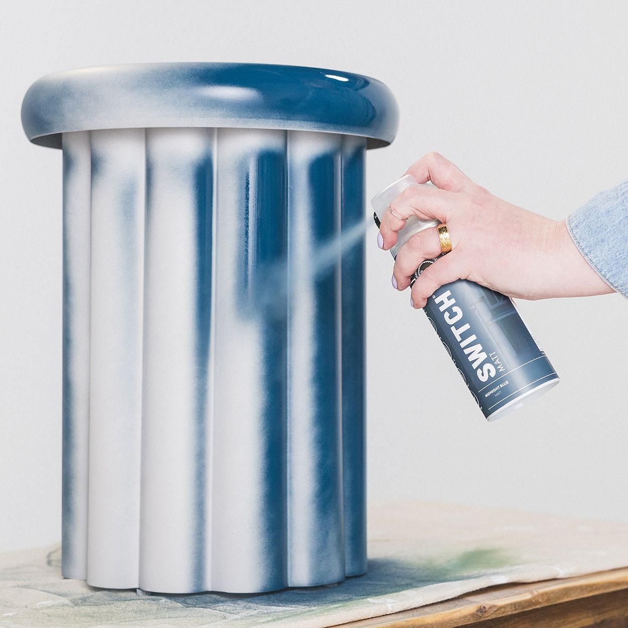 Rust-Oleum Switch 5-in-1 Multi-Surface Spray Paint Midnight Blue Matt 400ml