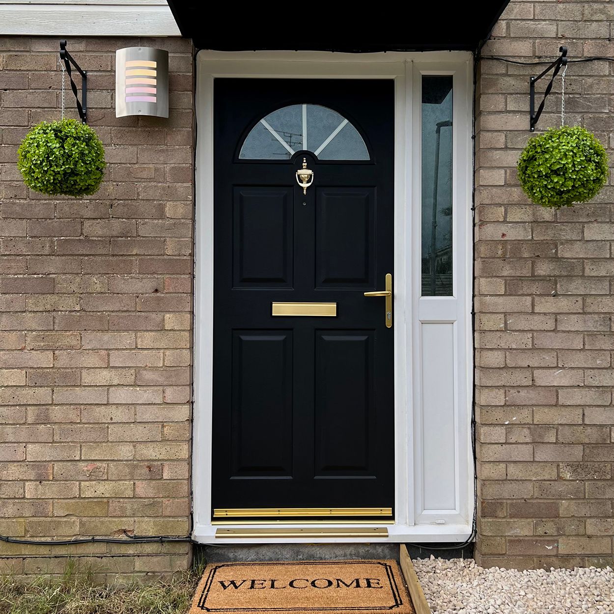 Rust-Oleum uPVC Paint Natural Charcoal Matt 750ml