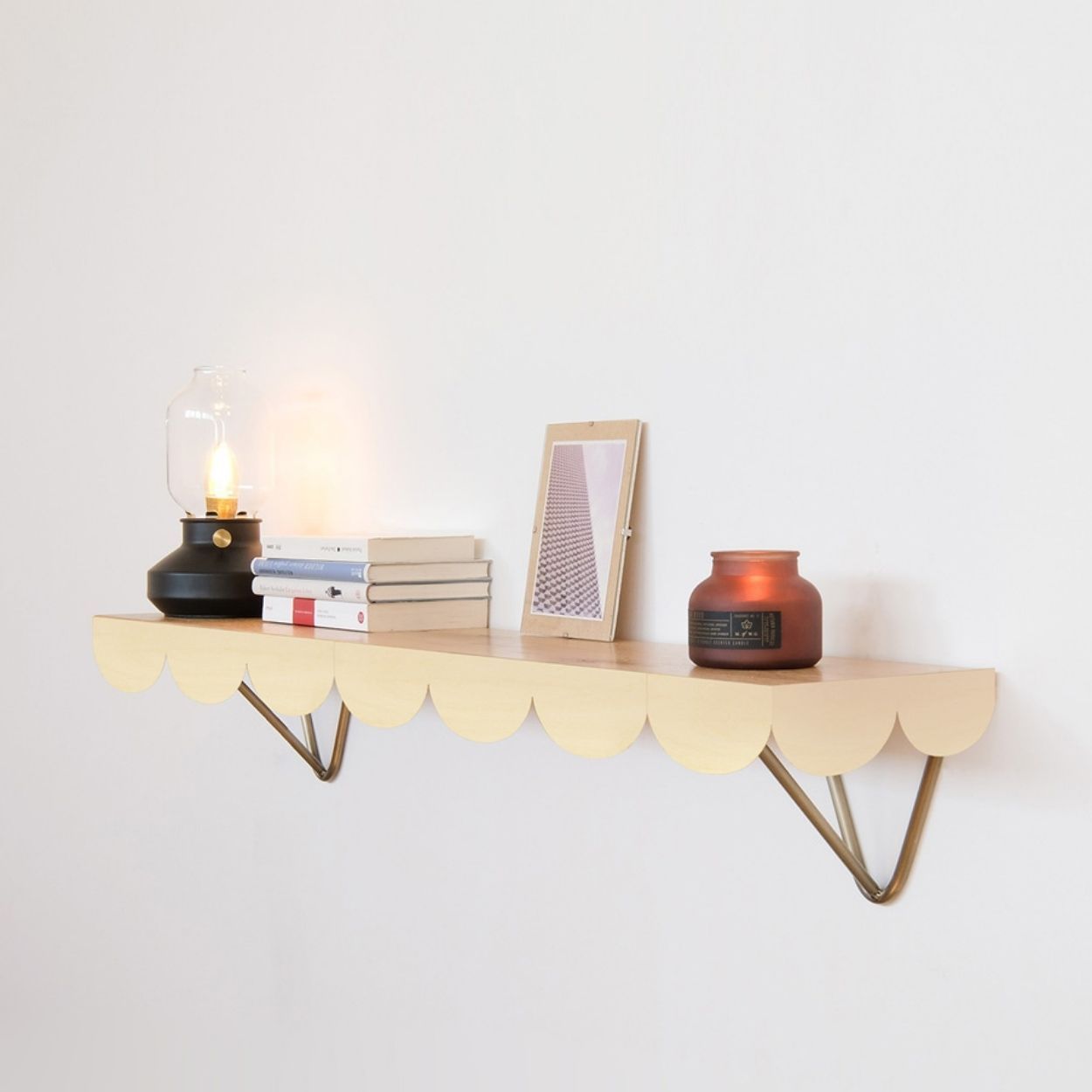 Wallpops Natural Scallop P&S Wooden