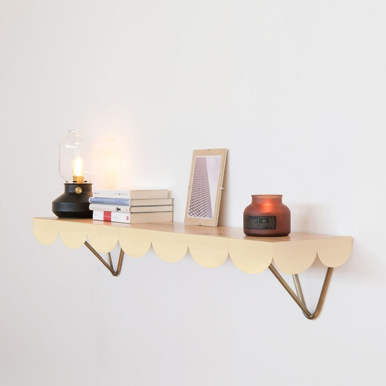 Wallpops Natural Scallop P&S Wooden