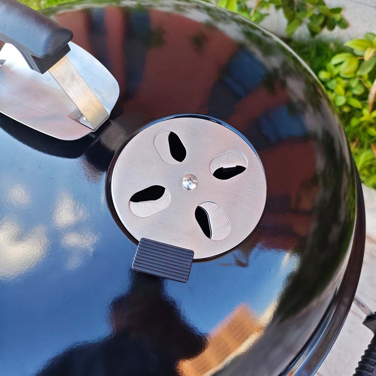 Phoenix 59 CM Charcoal Kettle BBQ