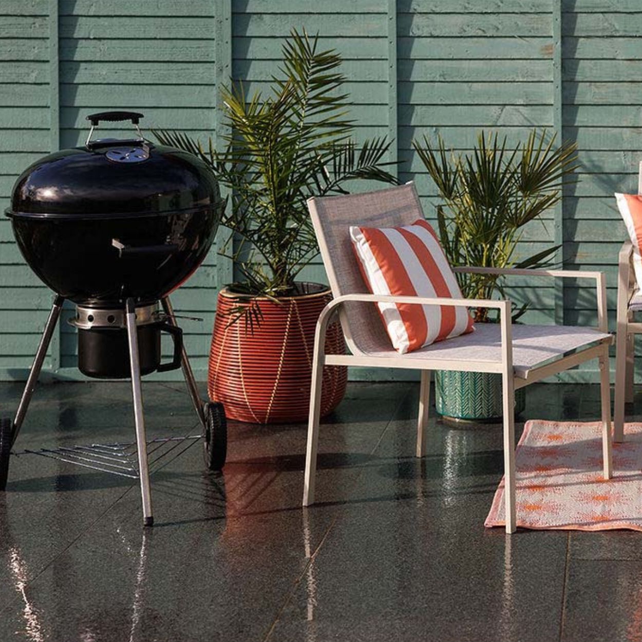 Phoenix 59 CM Charcoal Kettle BBQ
