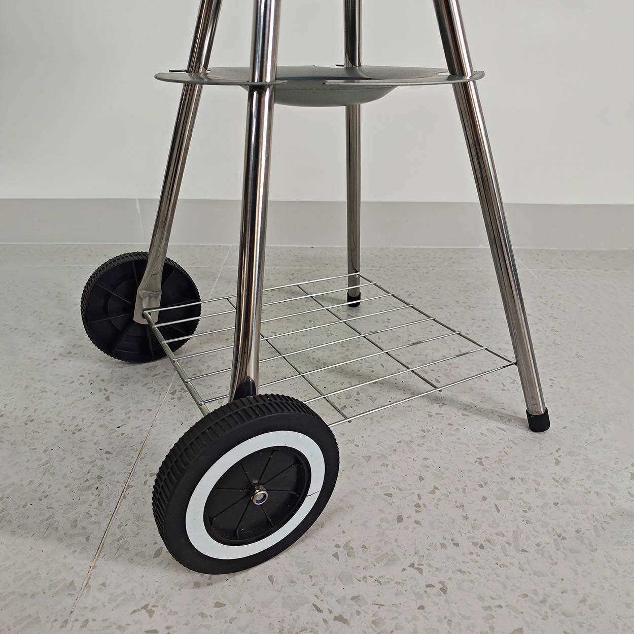 Omaha 43cm Charcoal Kettle BBQ