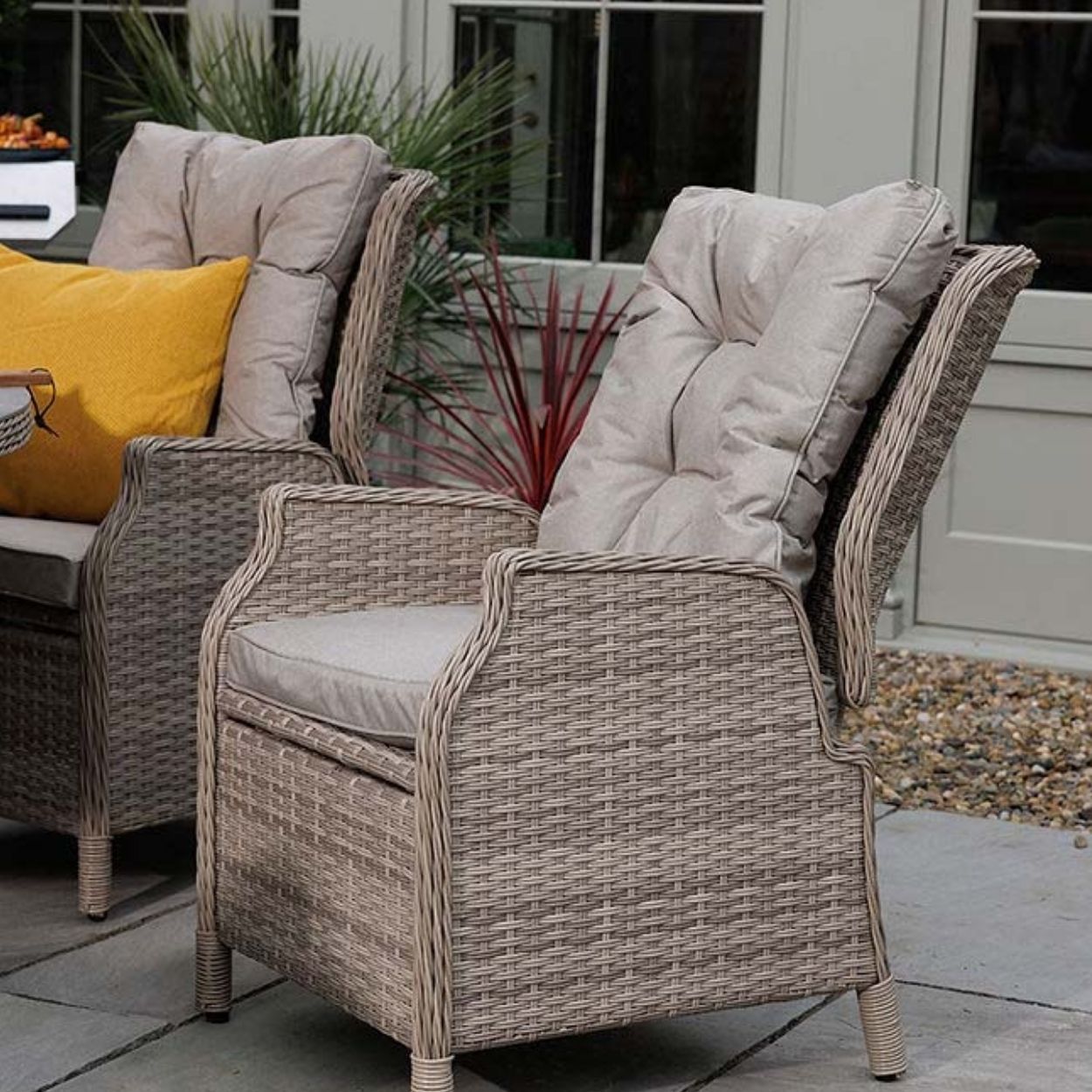Eden 6 Seater Recliner Dining Set