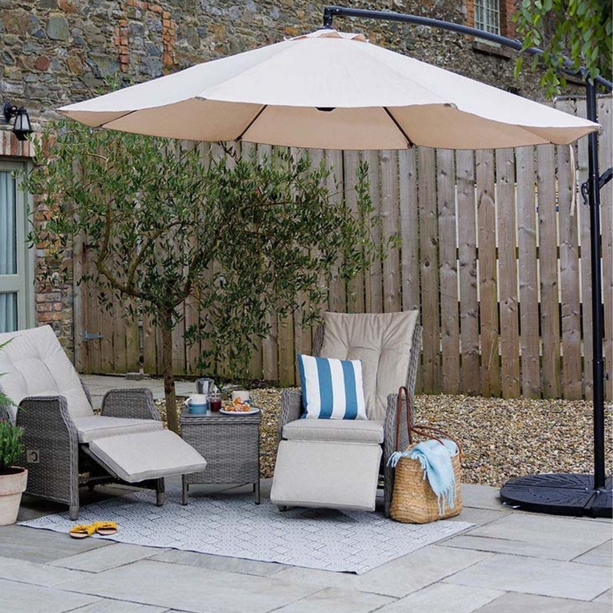 Mocha Garden Parasol With Lights