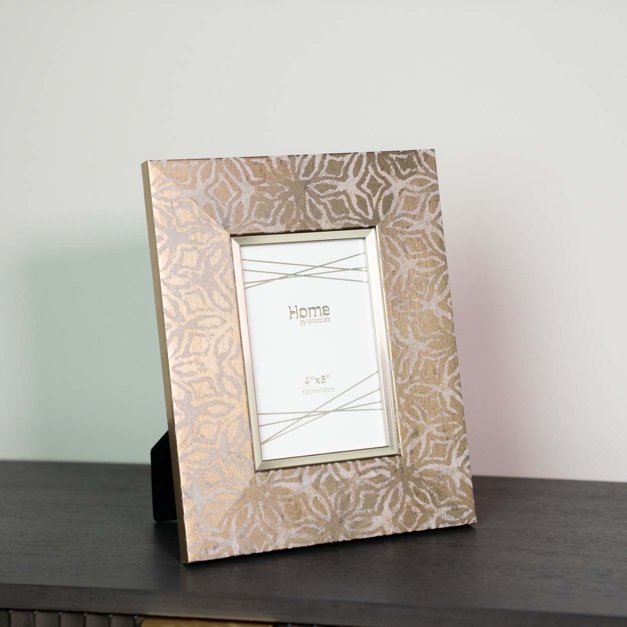 Luxora Photo Frame 4x6