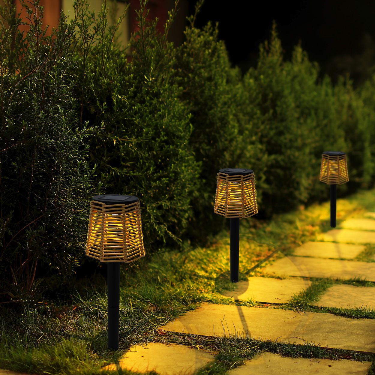 Solar Rattan Stake light