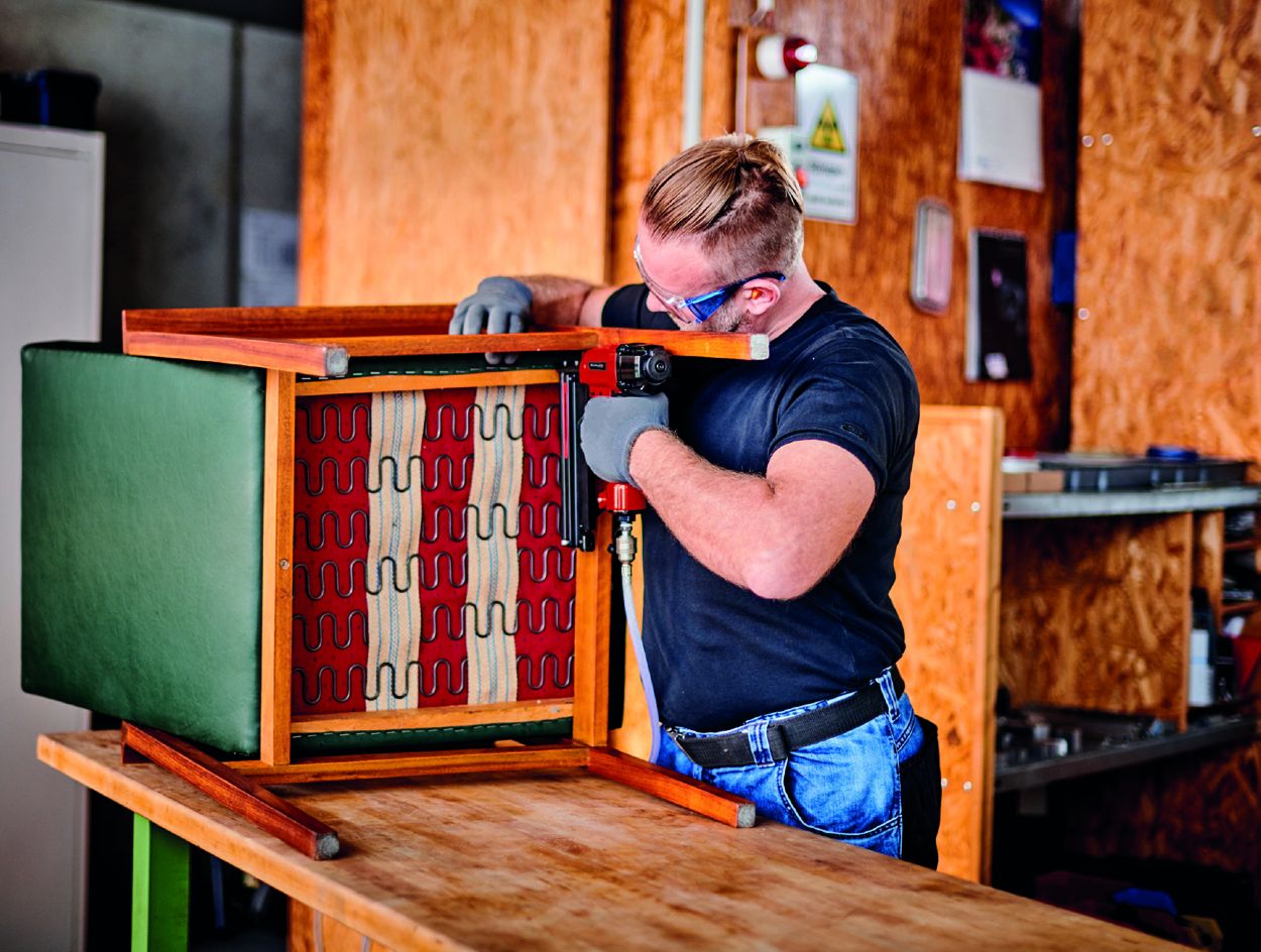 1.5HP 24 Litre 8 Bar Oil Free Compressor 