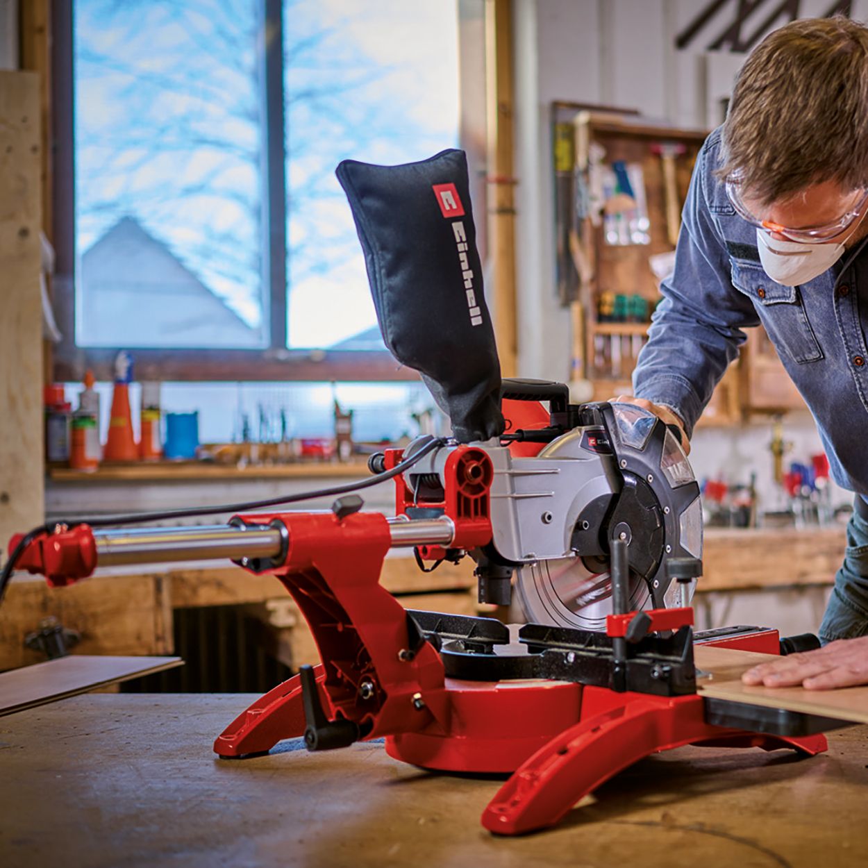 Einhell 2350W 250mm Double Bevel Sliding Mitre Saw