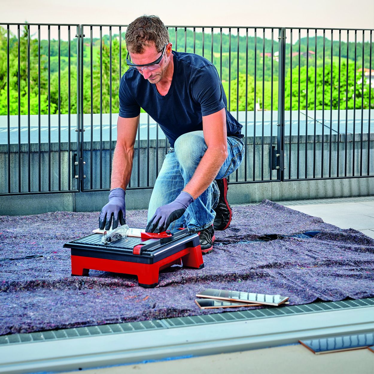 Einhell Cordless Tile Cutting Machine