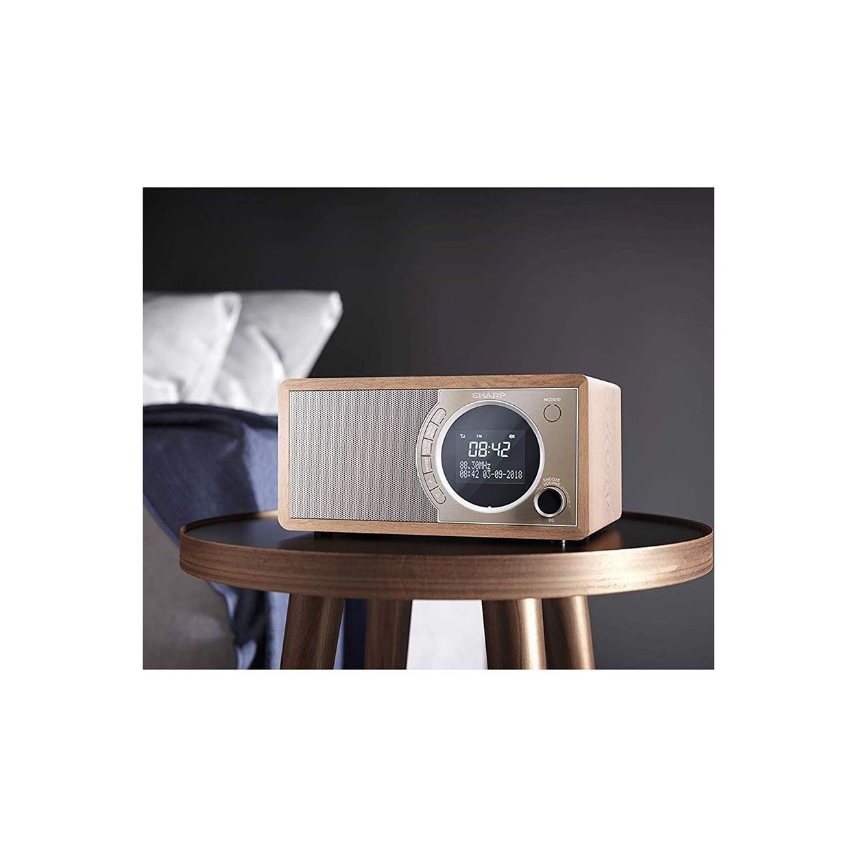 Sharp Mono digital radio - Brown