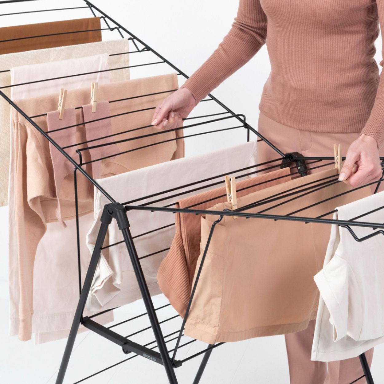HANGON TOWER DRYING RACK 23M - MATT BLACK