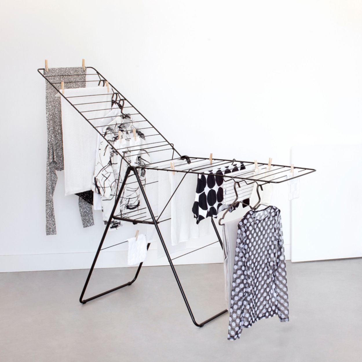 HANGON TOWER DRYING RACK 23M - MATT BLACK