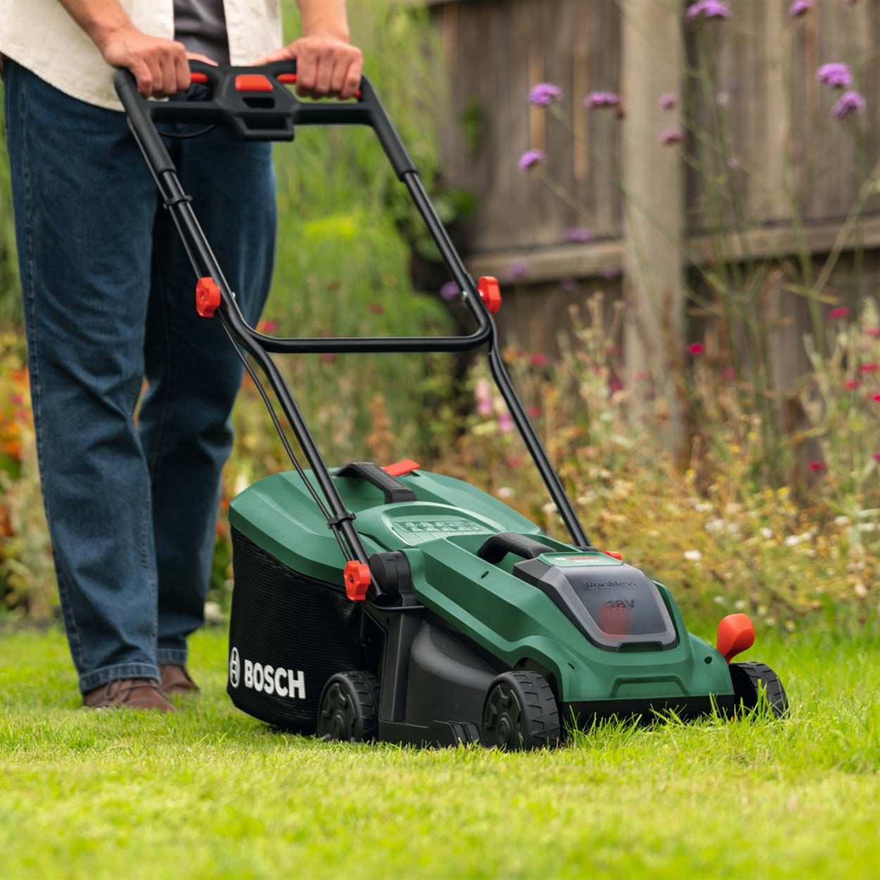 Bosch Rotak 18V-32 Cordless Lawnmower
