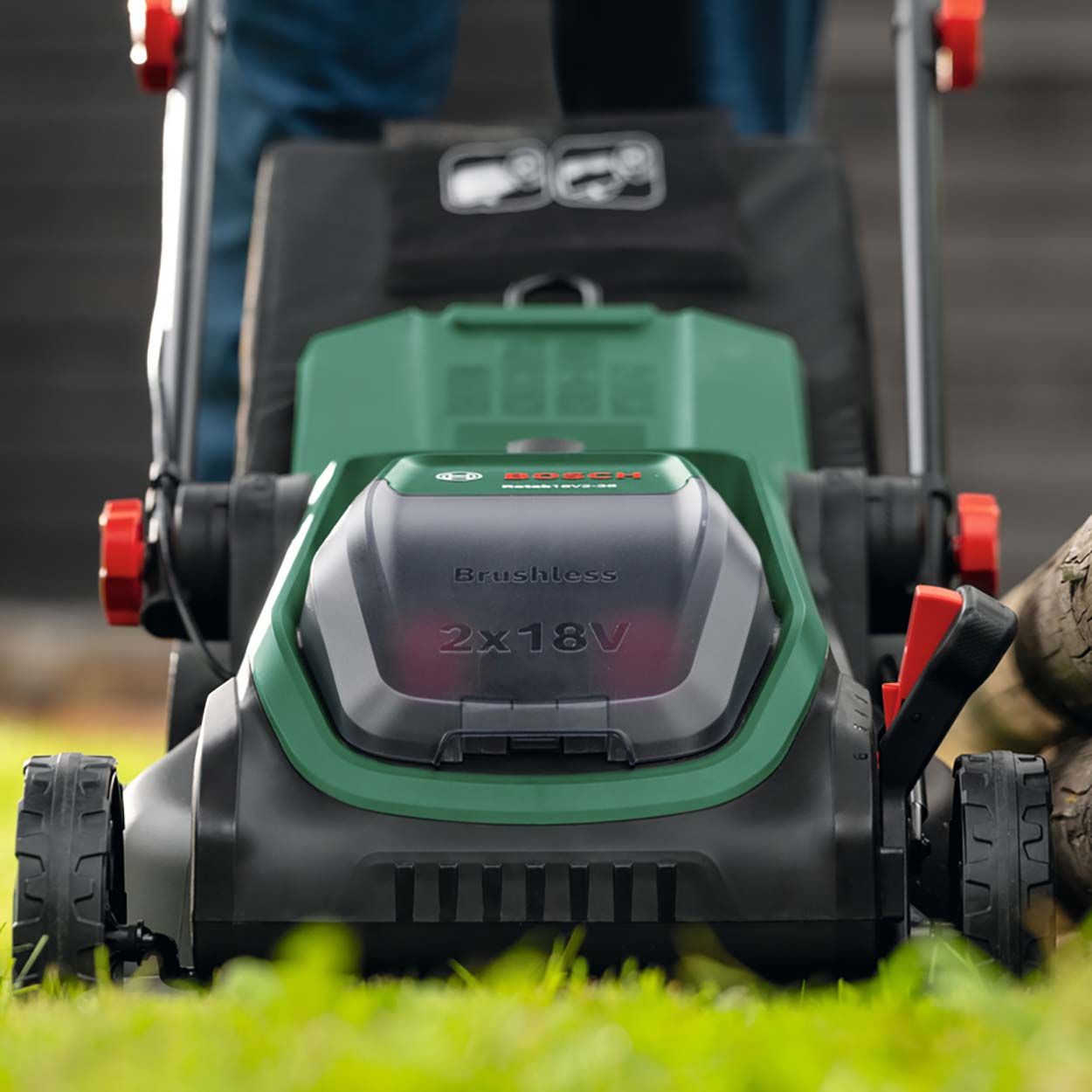 Bosch Rotak 18V2-38 Cordless Lawnmower