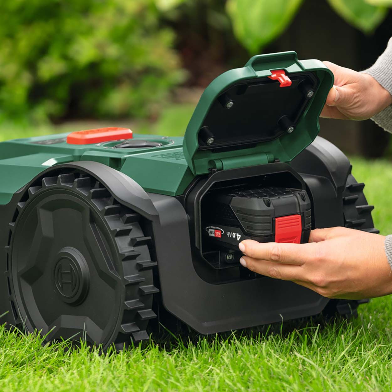 Bosch VisiMow18V-100 Cordless Lawnmower