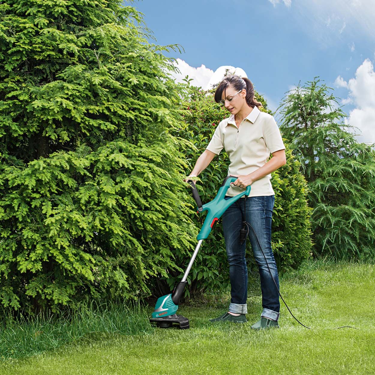 Bosch ART 30 Grass Trimmer