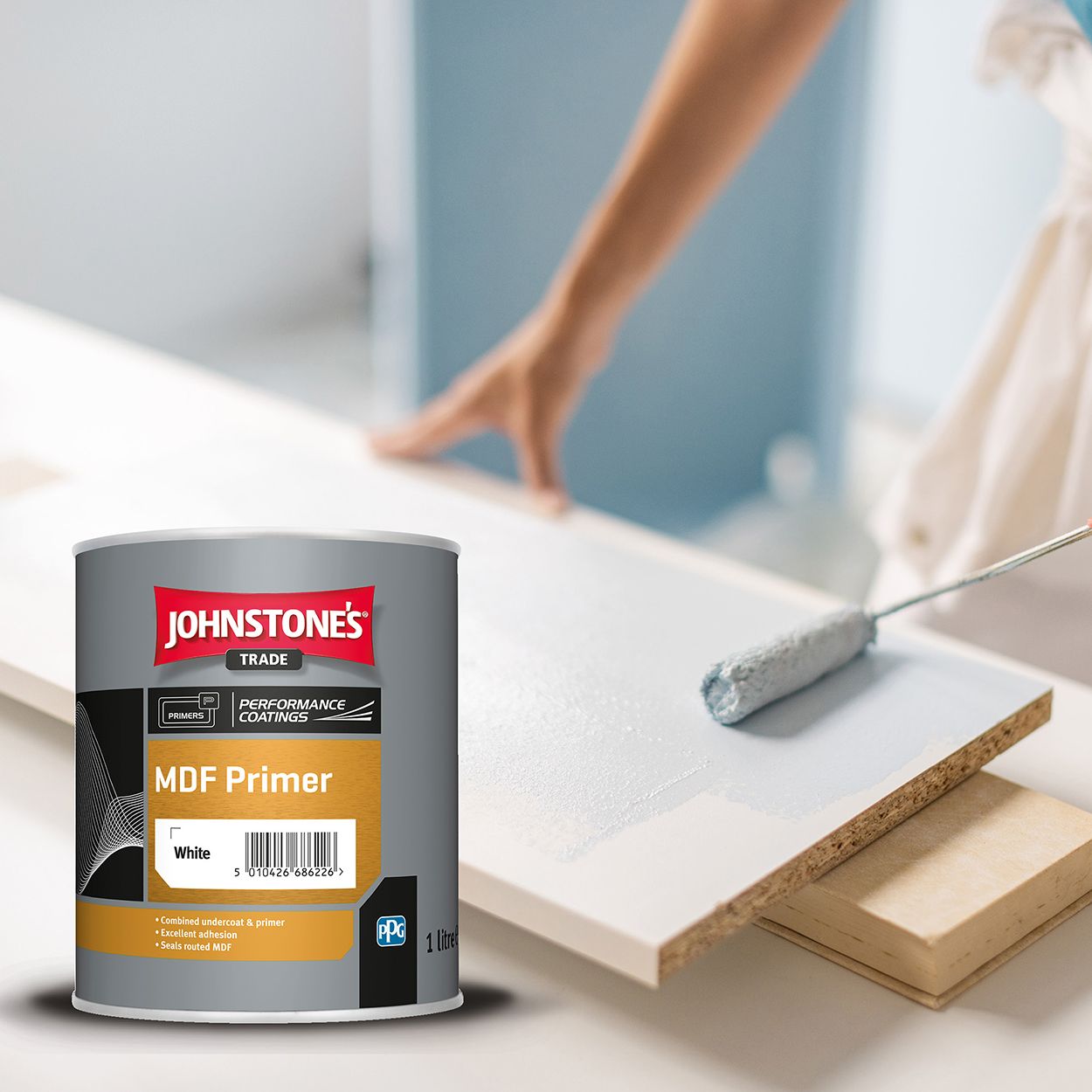 Johnstone's Trade - Wood & Metal Paint - MDF Primer - White - 1L