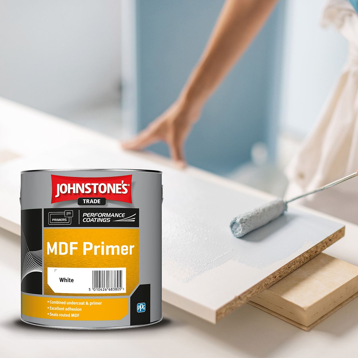 Johnstone's Trade - Wood & Metal Paint - MDF Primer - White - 2.5L