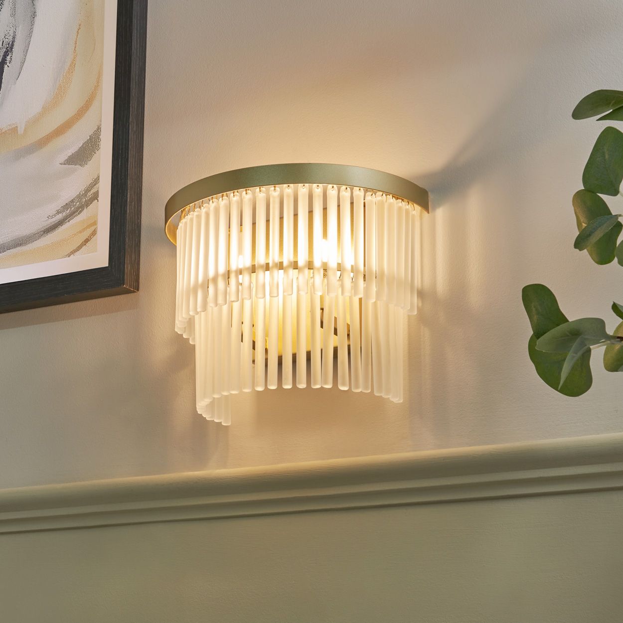 Lupin 2 Tier Wall Light Brass