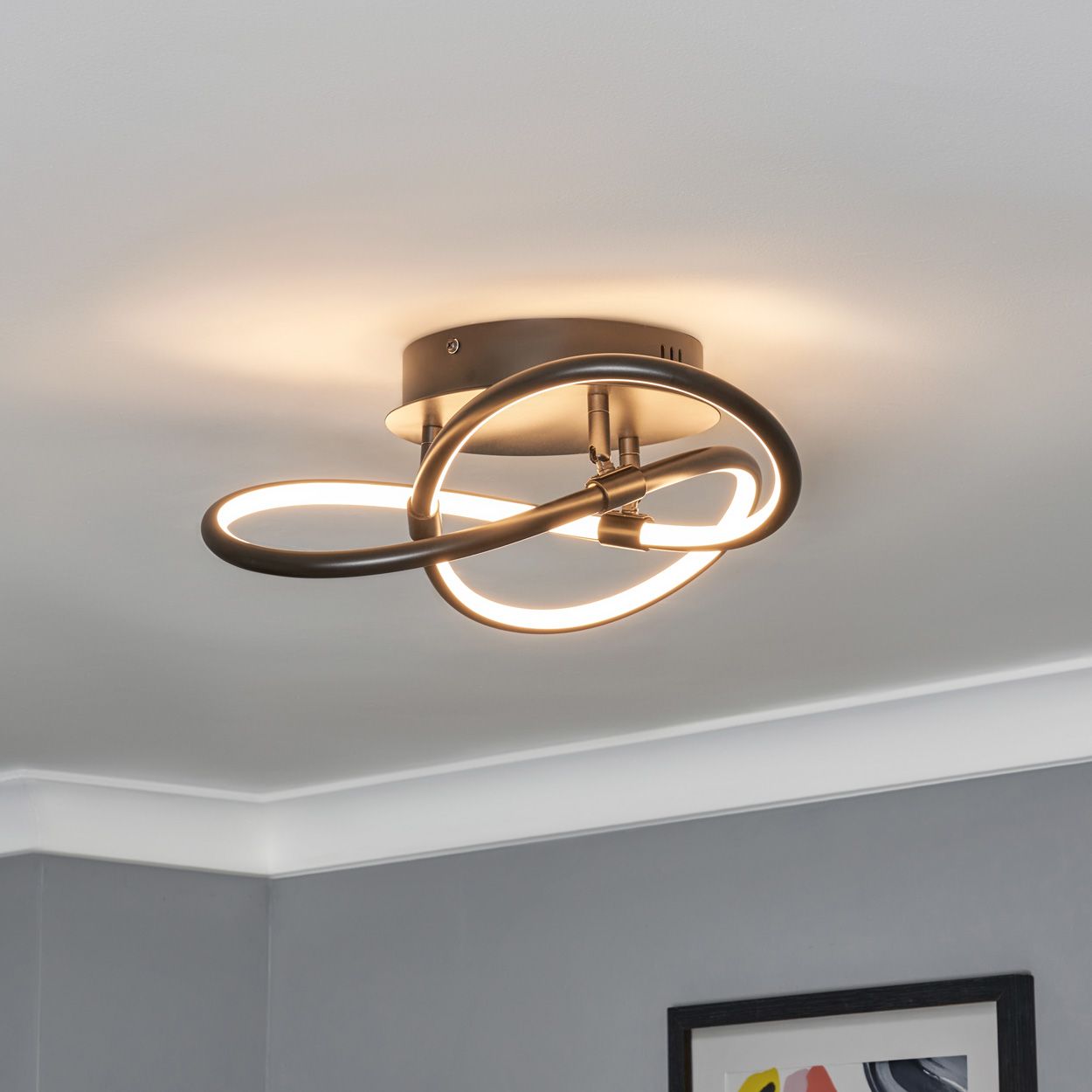 Serio Knotted Shape Led Flush Black