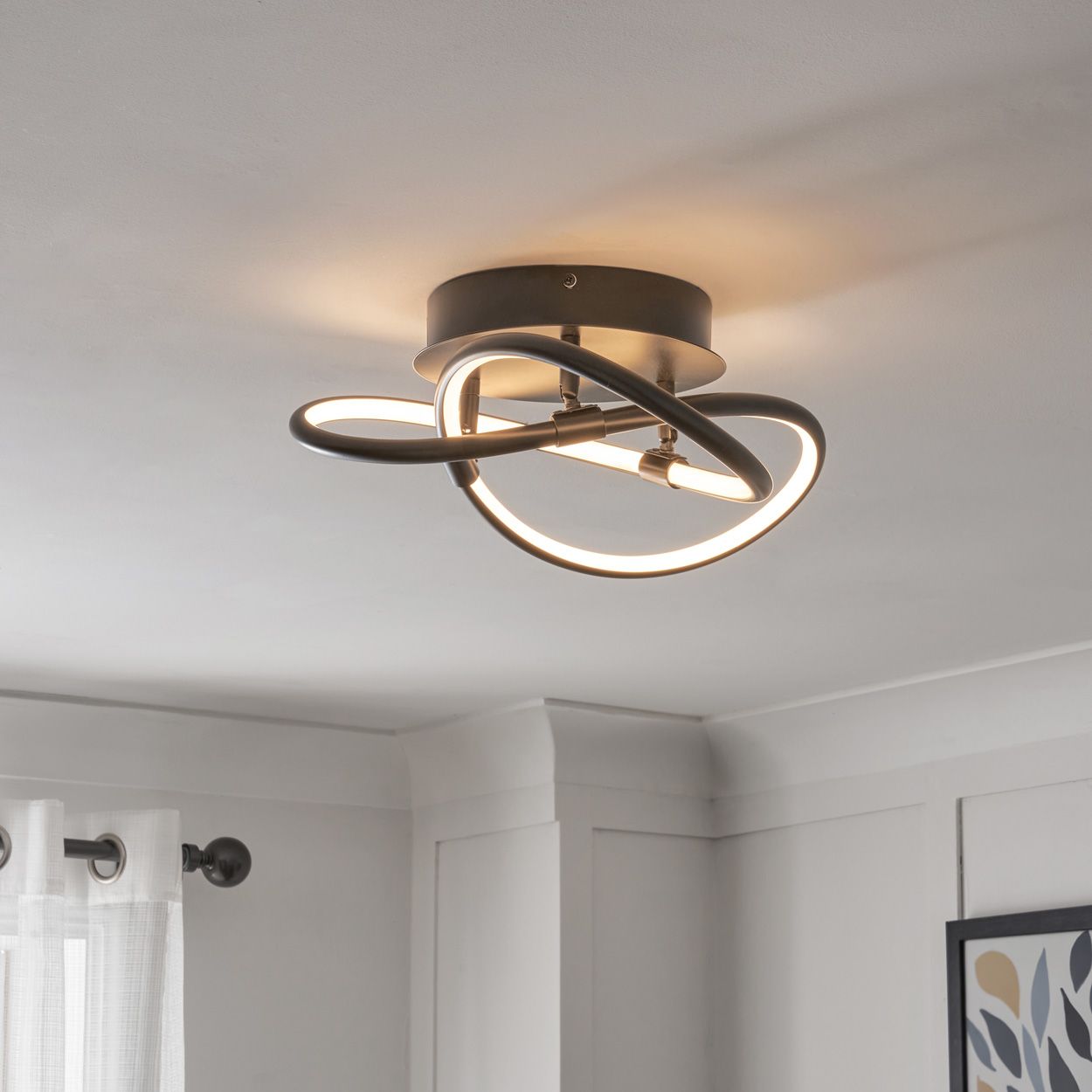 Serio Knotted Shape Led Flush Black