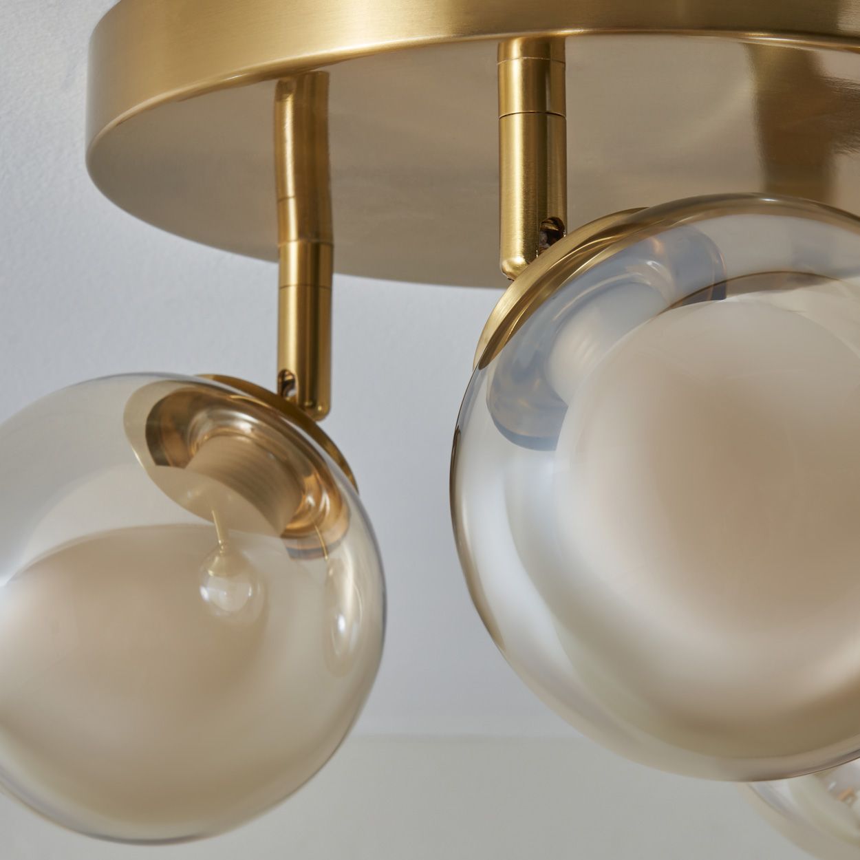 Haudri 3 Light Plate Spot Opal Ball Flush Brass