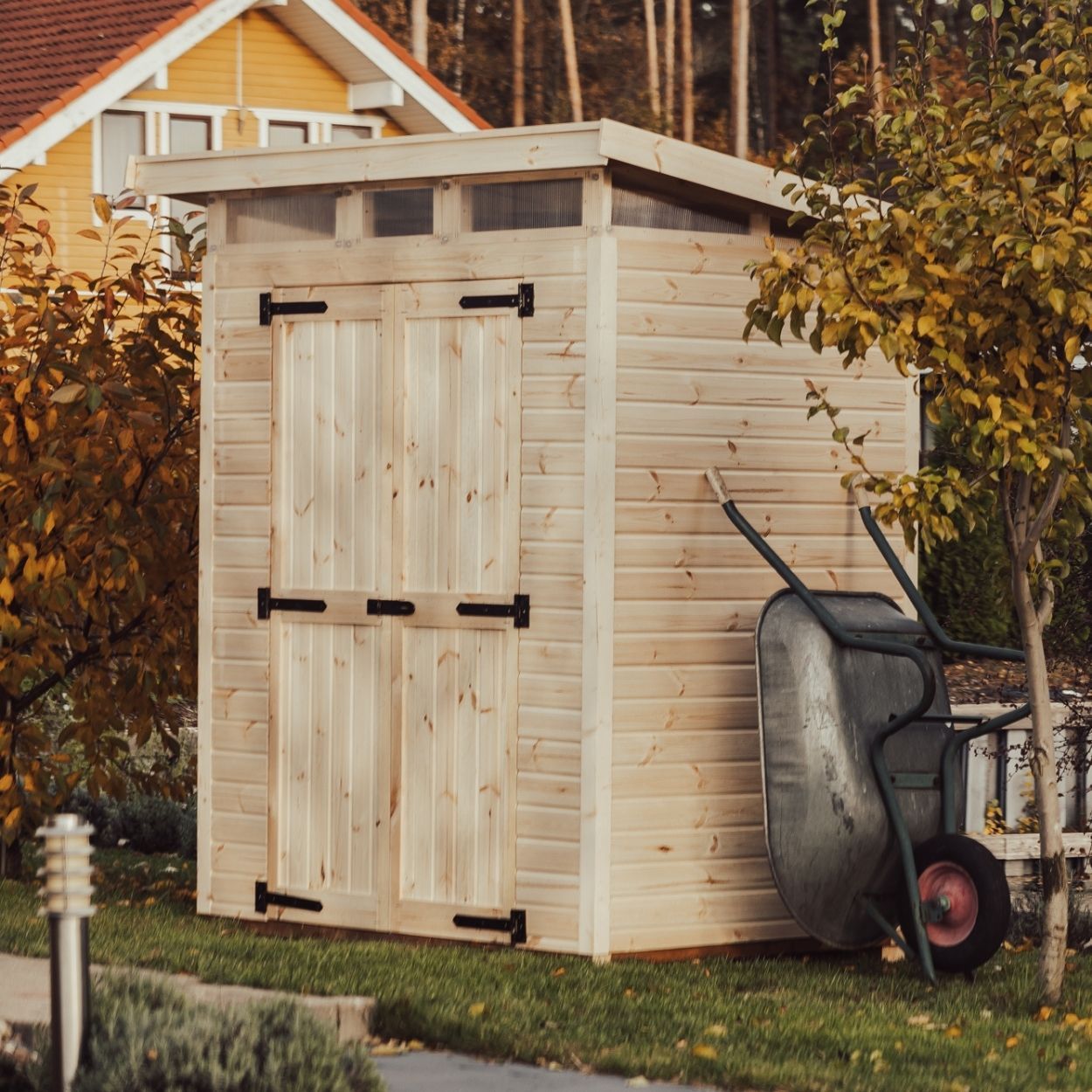 Upyard Strongbox Natural Storage Shed 5ft 3" x 4ft 1"
