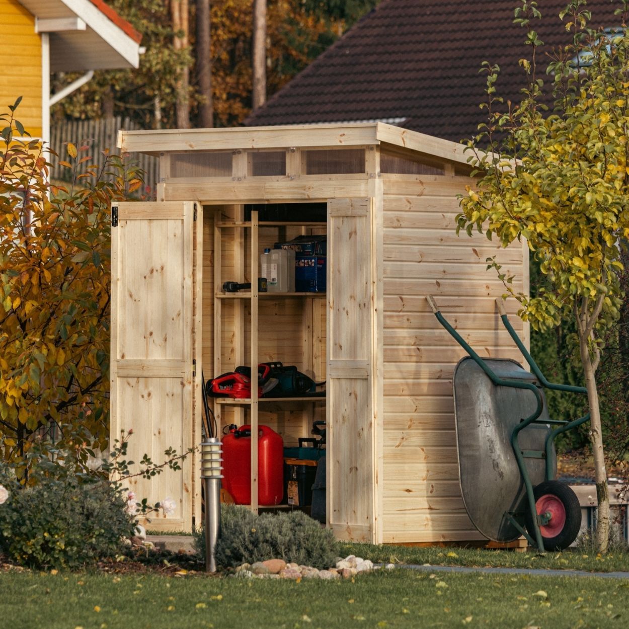 Upyard Strongbox Natural Storage Shed 5ft 3" x 4ft 1"