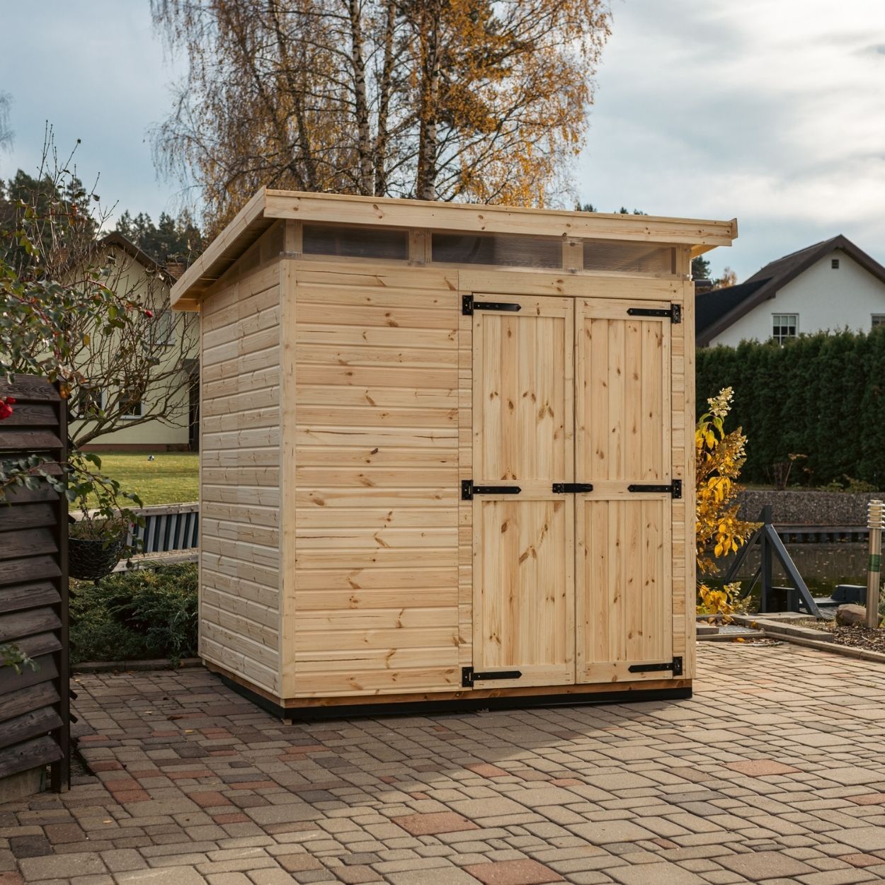Upyard Strongbox Natural Storage Shed 6ft 6"x 5ft 3"