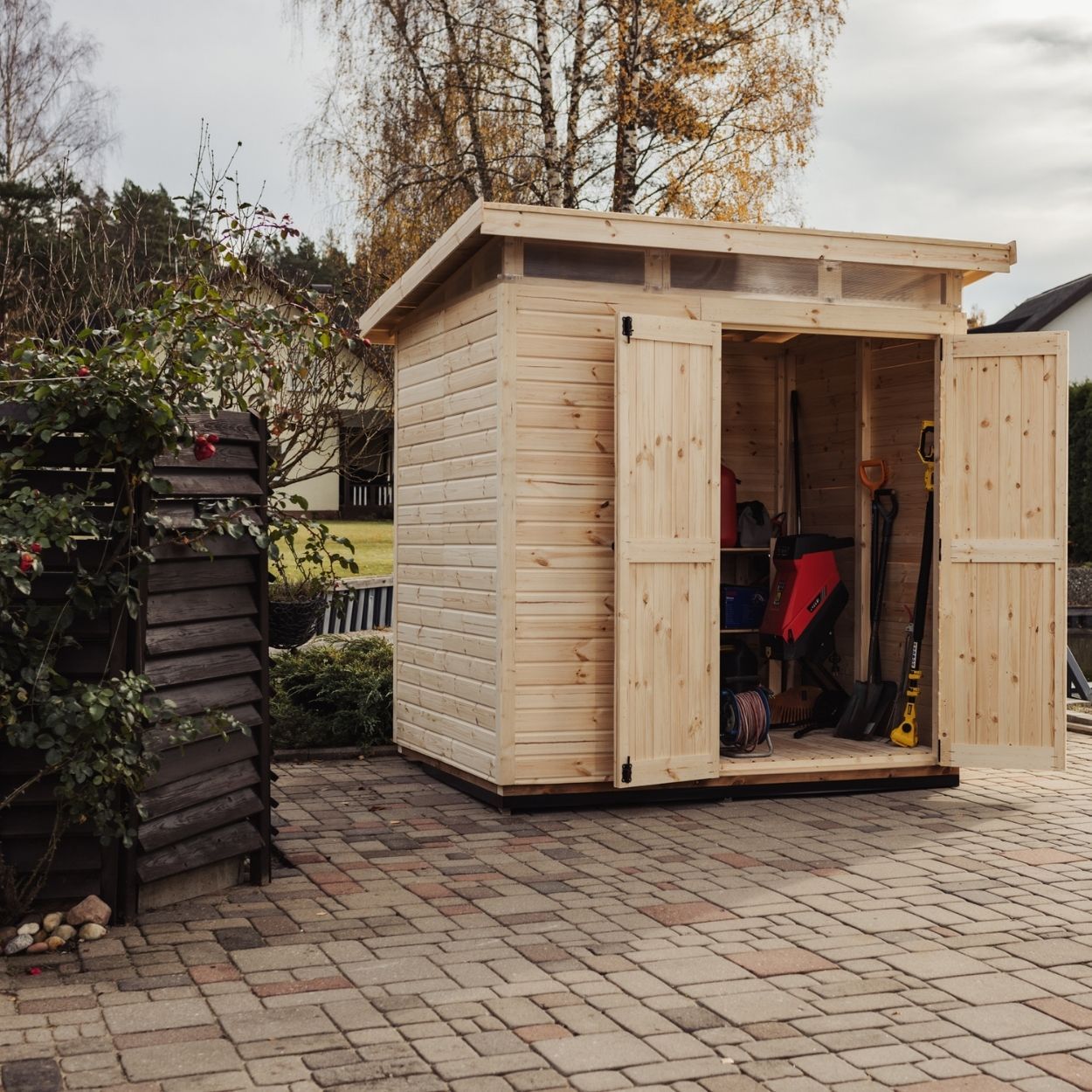 Upyard Strongbox Natural Storage Shed 6ft 6"x 5ft 3"