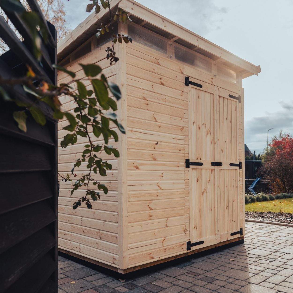 Upyard Strongbox Natural Storage Shed 6ft 6"x 5ft 3"