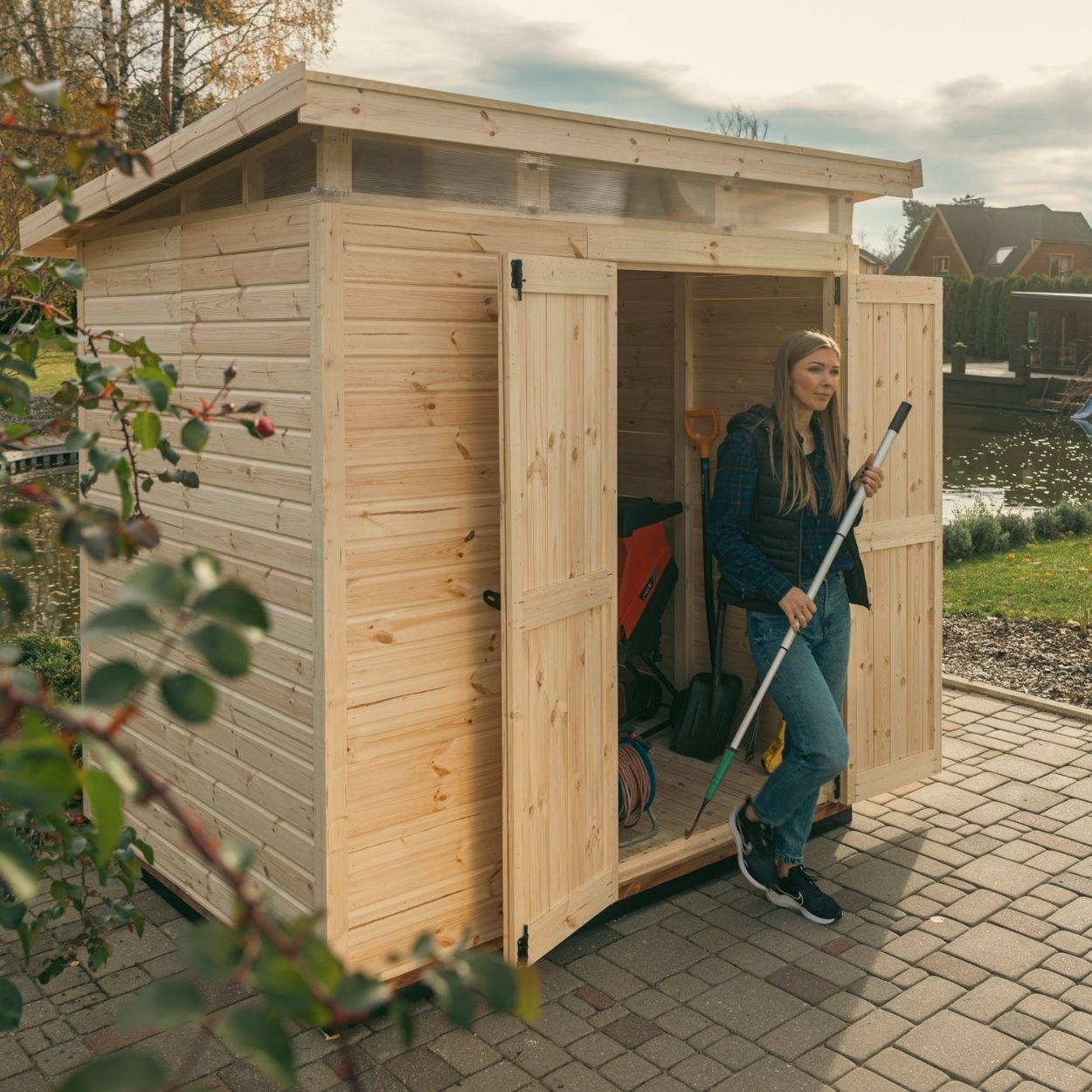 Upyard Strongbox Natural Storage Shed 6ft 6"x 5ft 3"