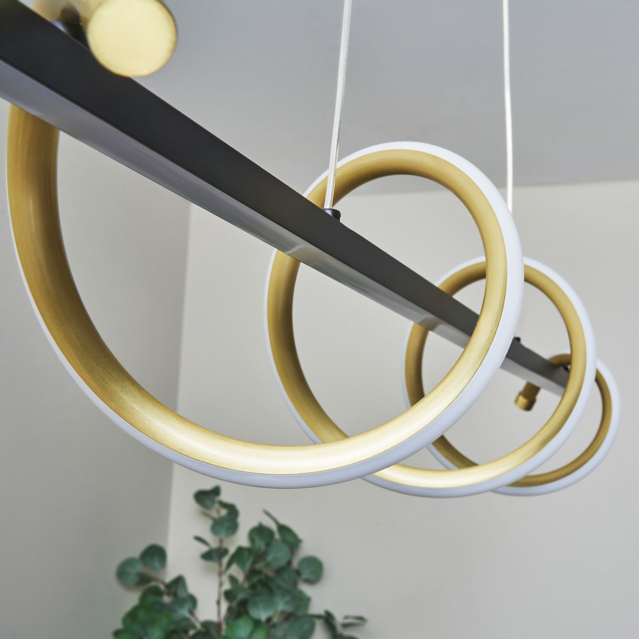 Mallow Led Spiral Diner Pendant Black & Brass