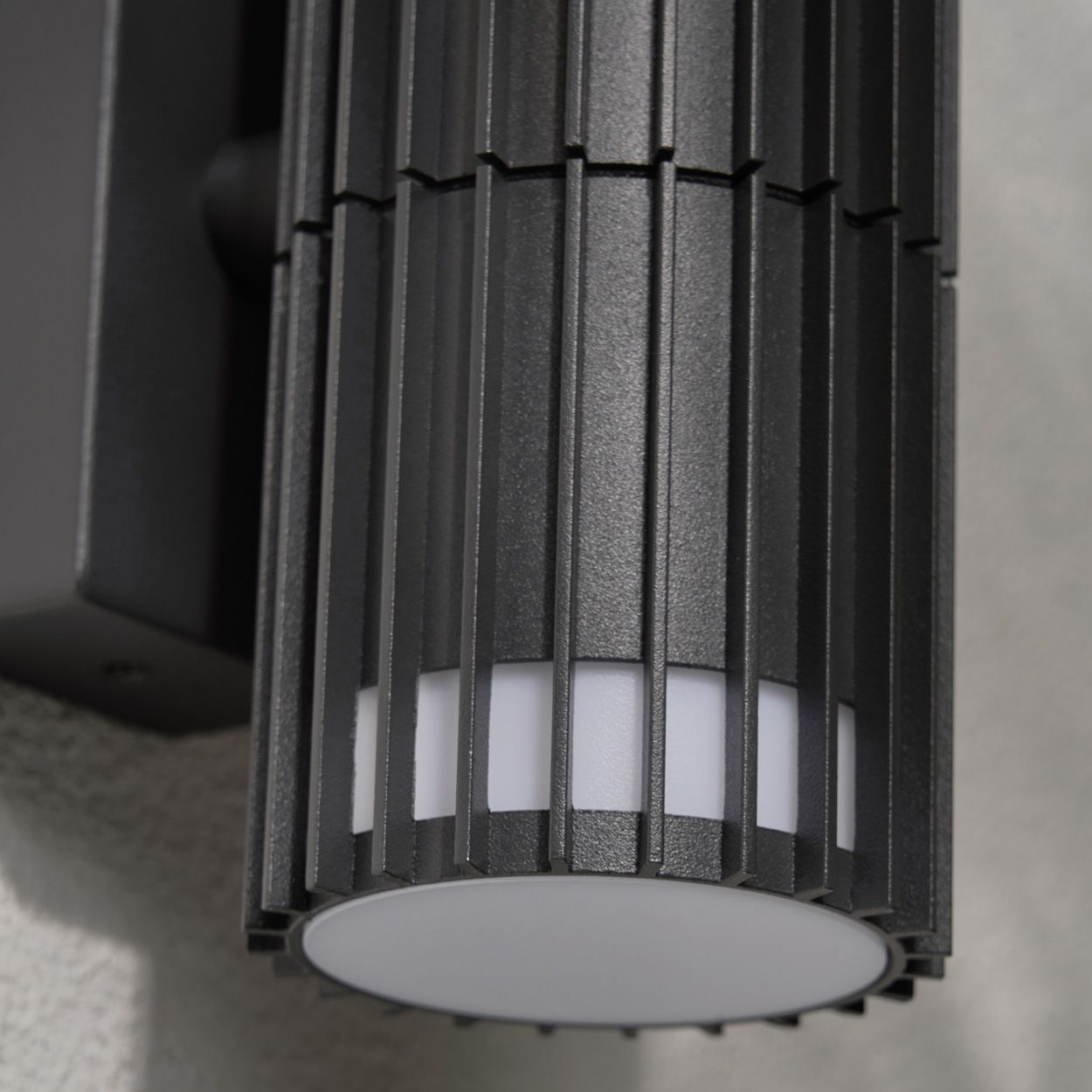 Sandlow 2 Light Up/Down Wall Light Ip65 Anth